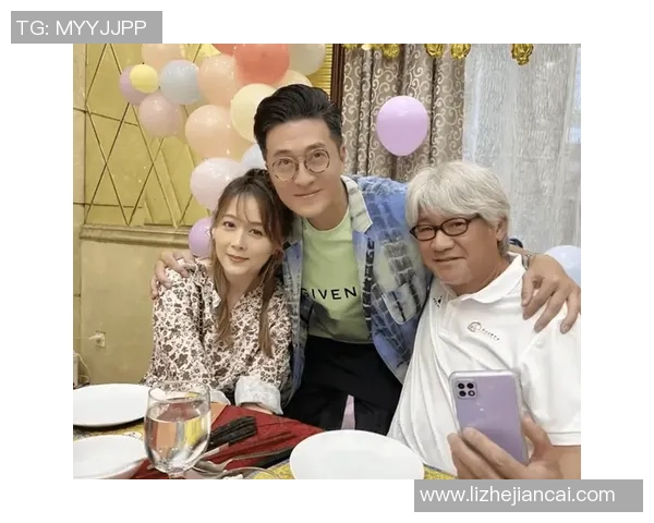 群星闪耀绿茵场 今年足坛巨星齐聚留下难忘经典合影